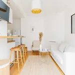 Flat With Balcony 1Bdr 2P - Batignolles
