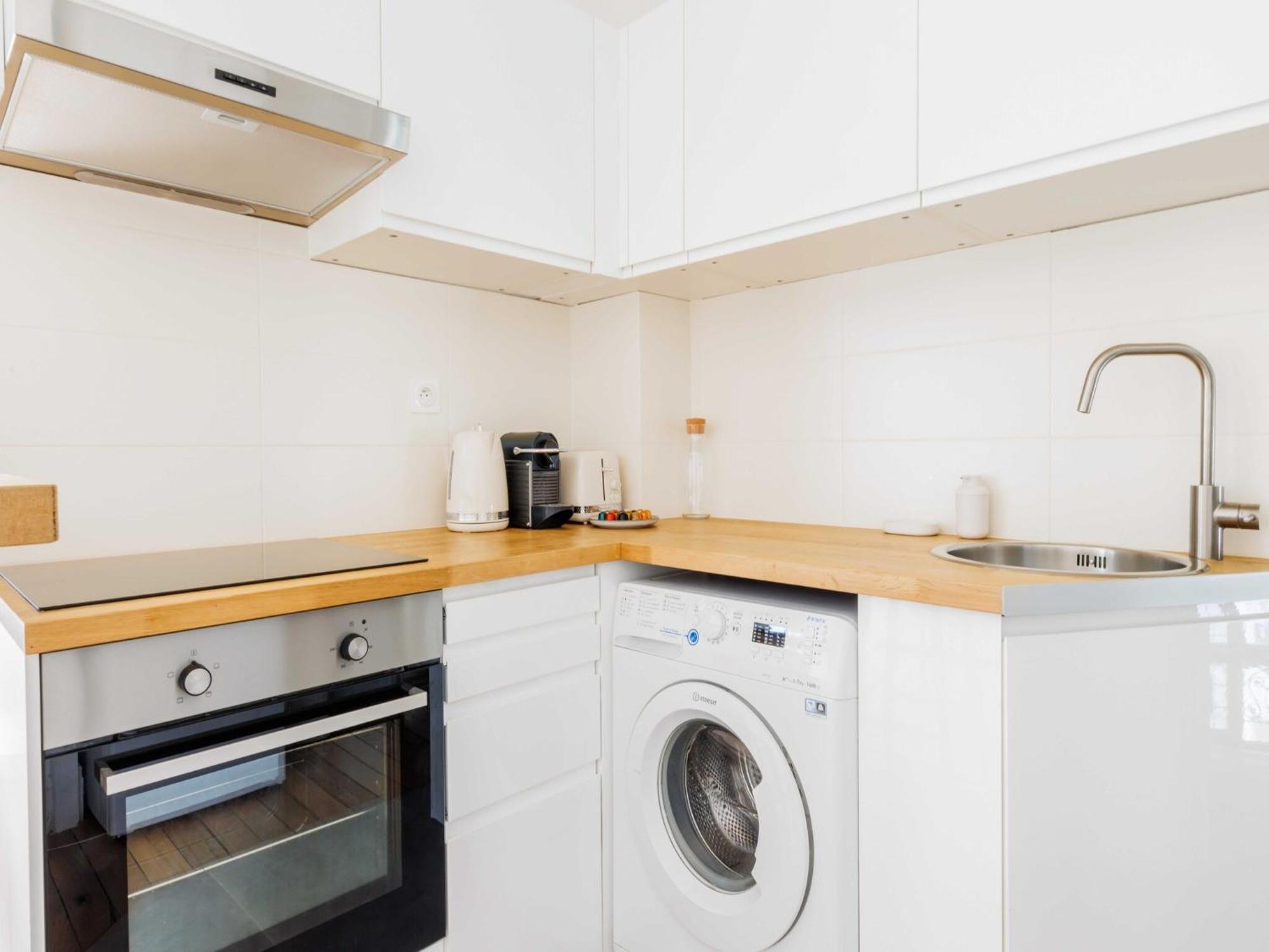 Flat With Balcony 1bdr 2p - Batignolles Appartamento